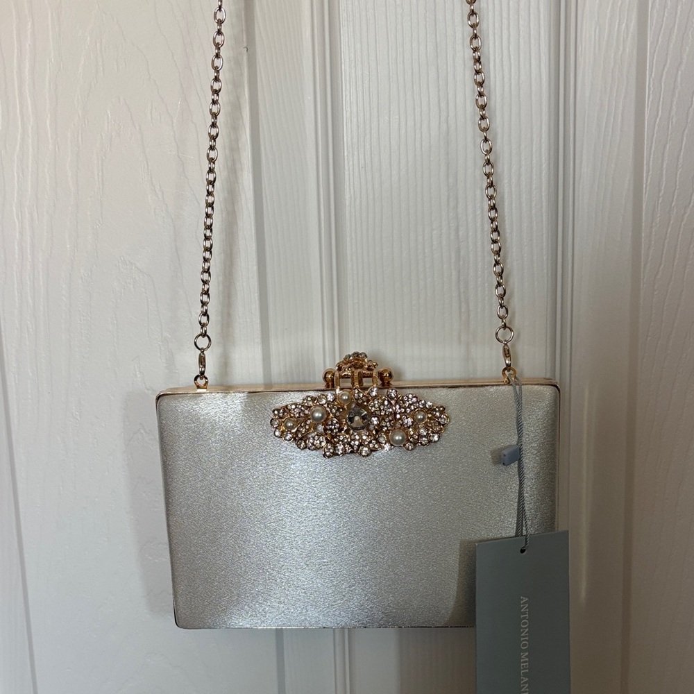 ANTONIO MELANI White with Gold and Pearl Clasp Clutch